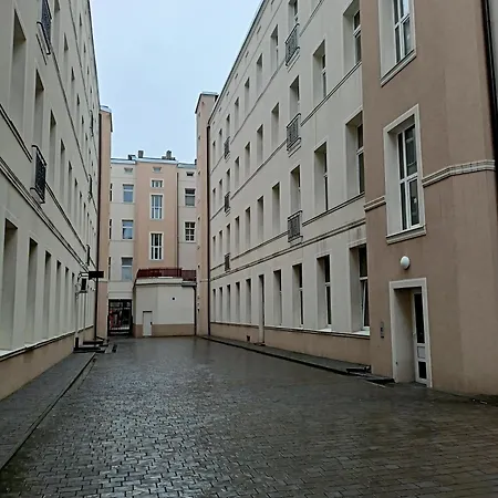 Przy Dworcu Fabrycznym