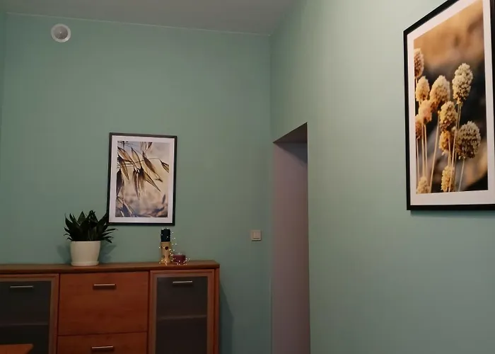 Przy Dworcu Fabrycznym *