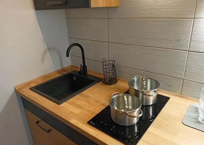 Przy Dworcu Fabrycznym *