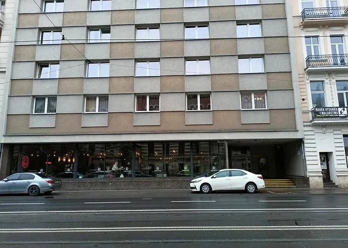 Przy Dworcu Fabrycznym *